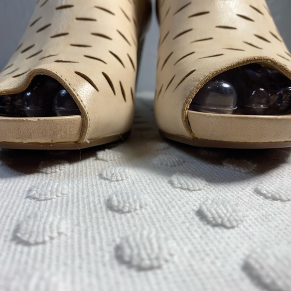 LADIES CLARKS OKENA POSH LEATHER ZIP CASUAL PEEP TOE HEELED MULES - Picture 14 of 16